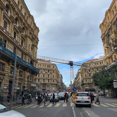 Napolidays Mansarda Nicola *